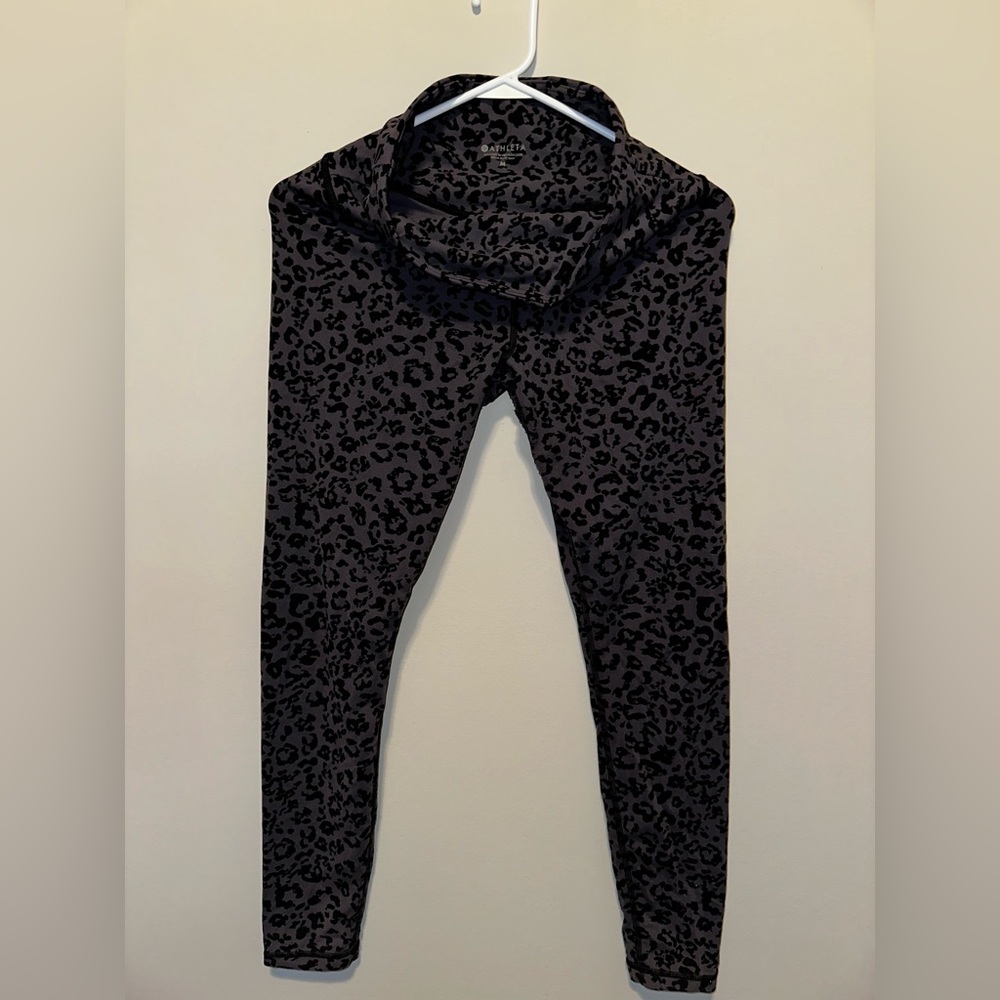 Athleta Leggings - Animal Printing / Size Medium